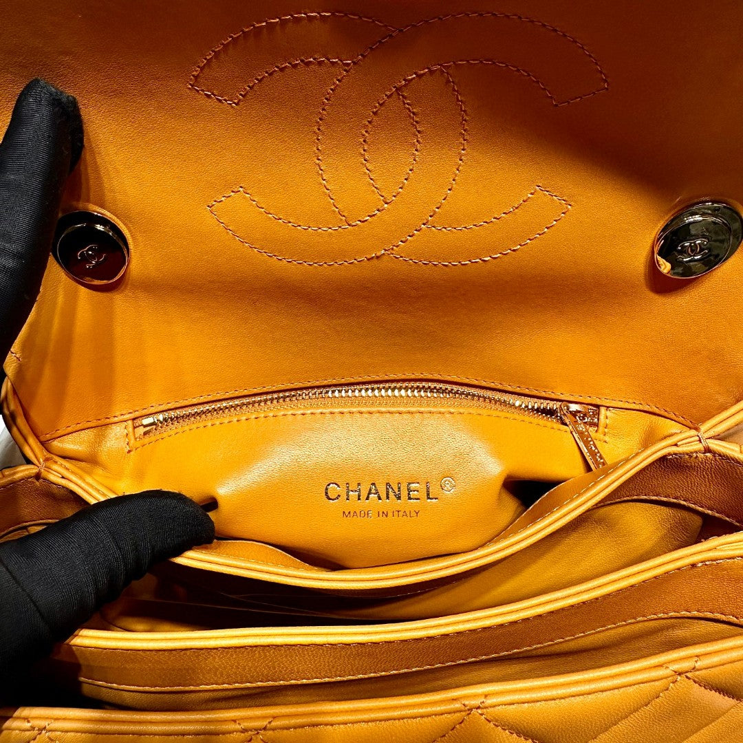 Chanel Handbag – 20CM