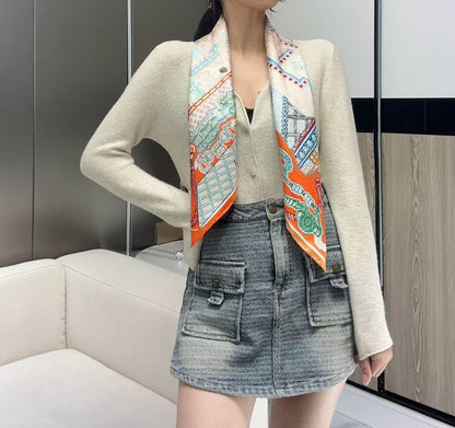 Hermès Grand Exploration 90 Twill Silk Scarf