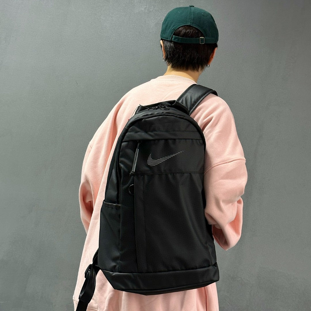 Nike Top Version Phantom Hook Backpack & Shoulder Bag