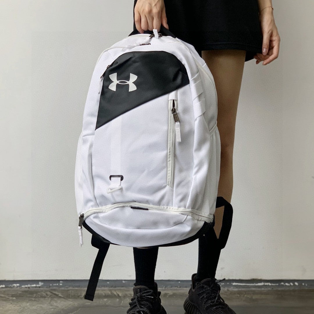 Under Armour Spliced Side Logo Backpack