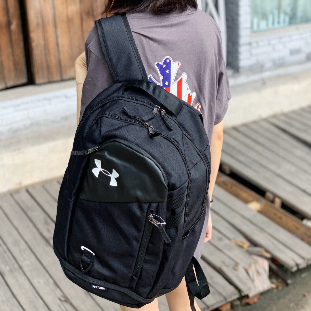 Under Armour Spliced Side Logo Backpack
