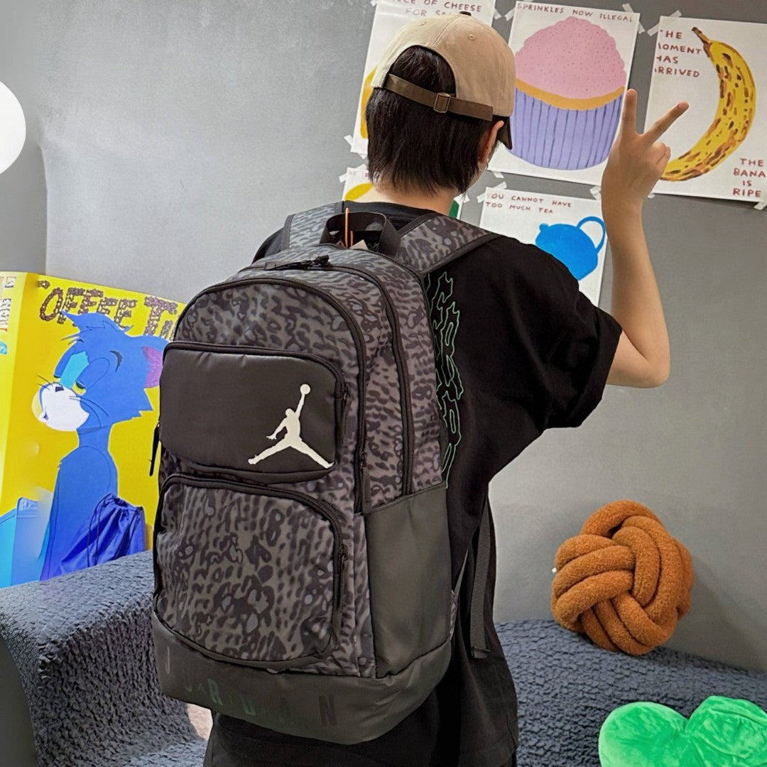 Jordan Multi-Pocket Large Logo Backpack