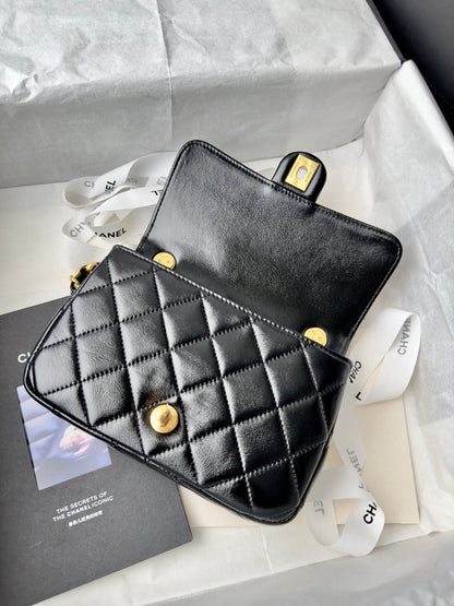 Chanel Handbag – 20CM