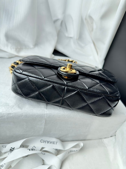 Chanel Handbag – 20CM