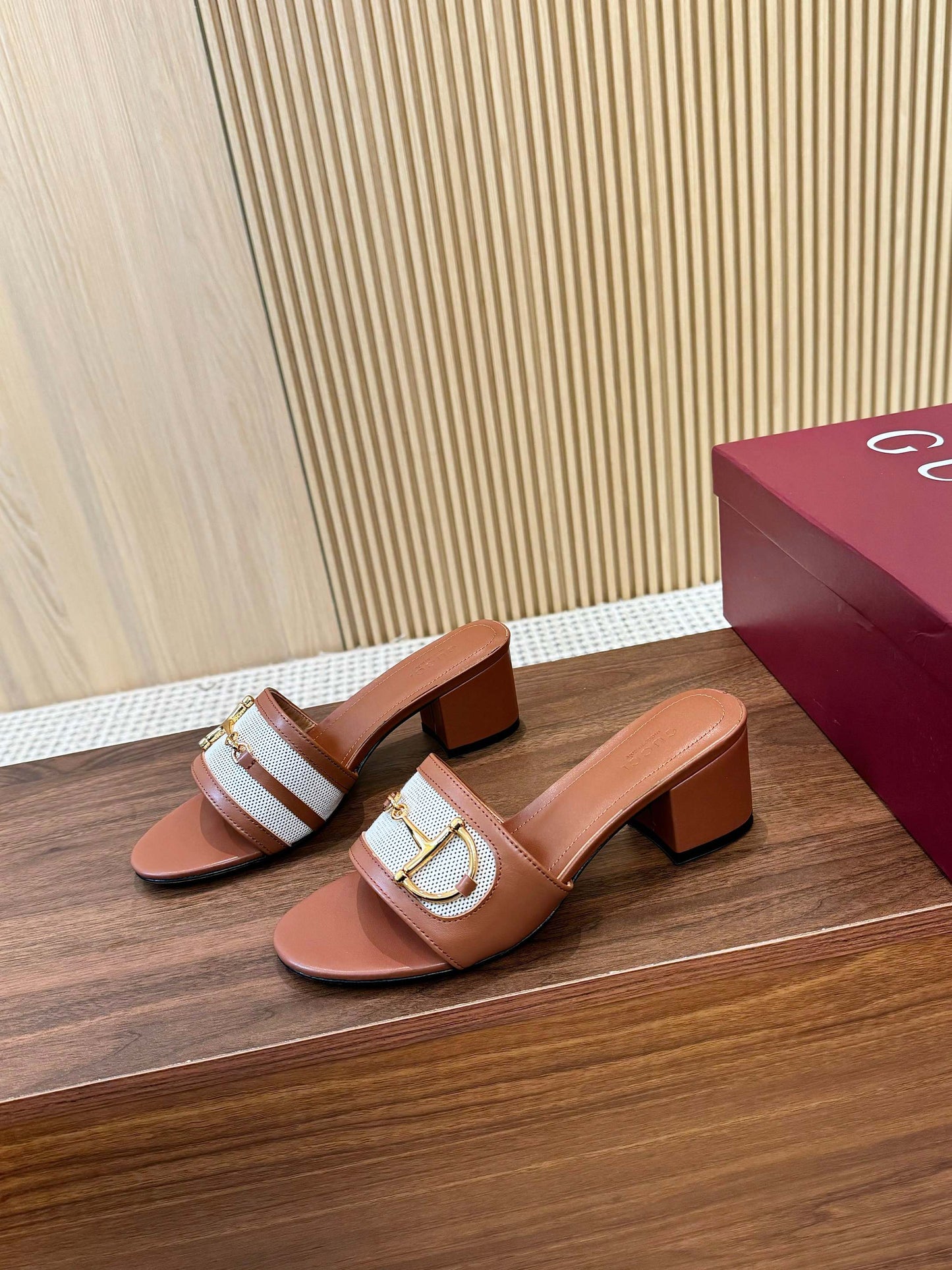 Gucci D-Horsebit Mule Sandals