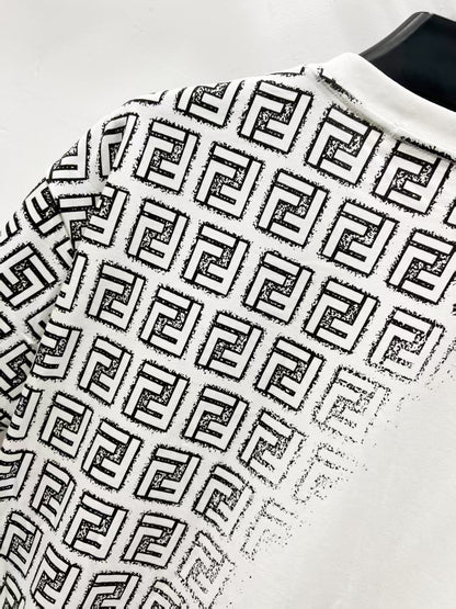 Fendi Gradient Logo Round Neck T-Shirt – 2025SS Collection