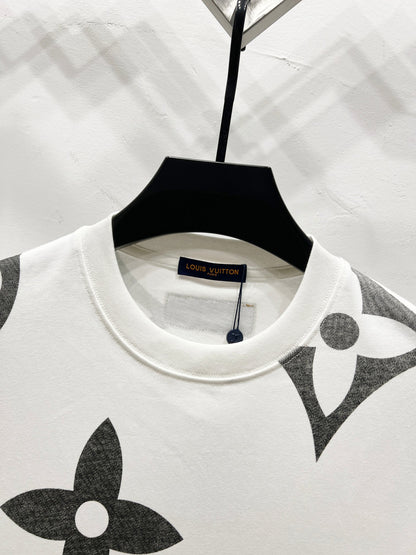 Louis Vuitton Monogram Gradient Logo T-Shirt – 25SS
