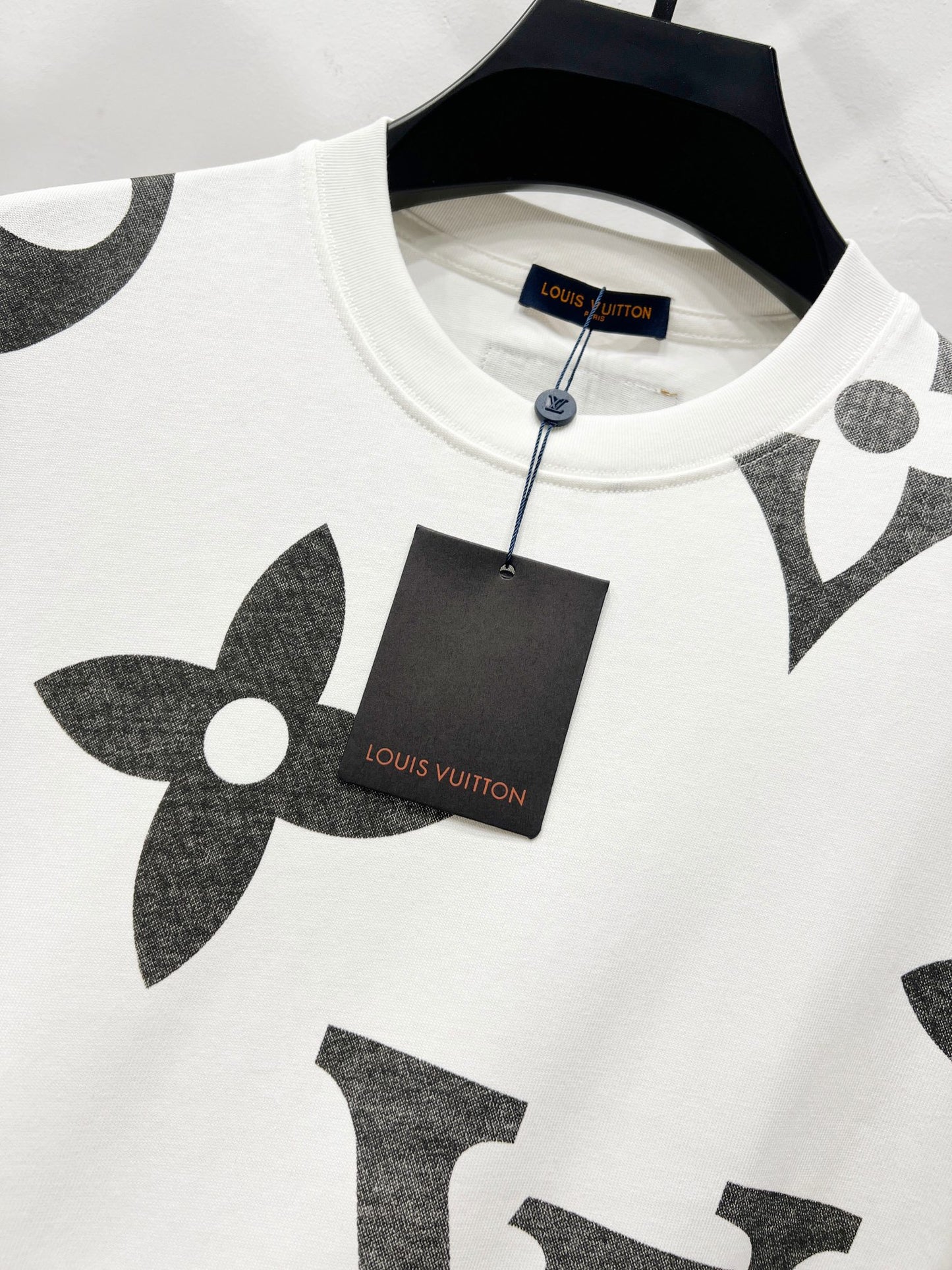Louis Vuitton Monogram Gradient Logo T-Shirt – 25SS
