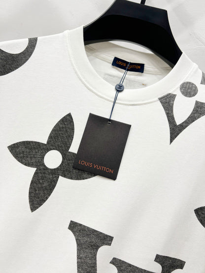 Louis Vuitton Monogram Gradient Logo T-Shirt – 25SS
