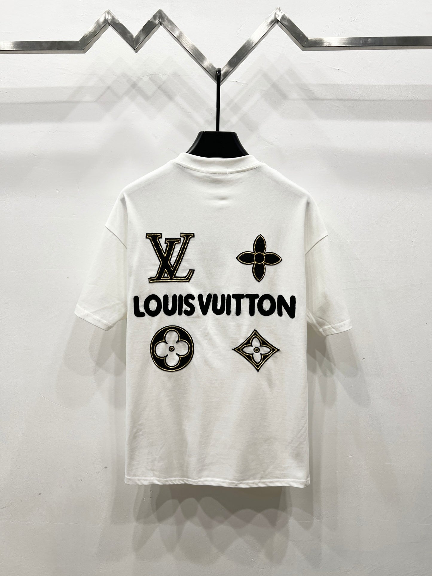 Louis Vuitton Monogram Logo Patch T-Shirt – 25SS