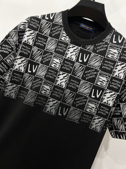 Louis Vuitton Classic Damier Print T-Shirt – 2025SS