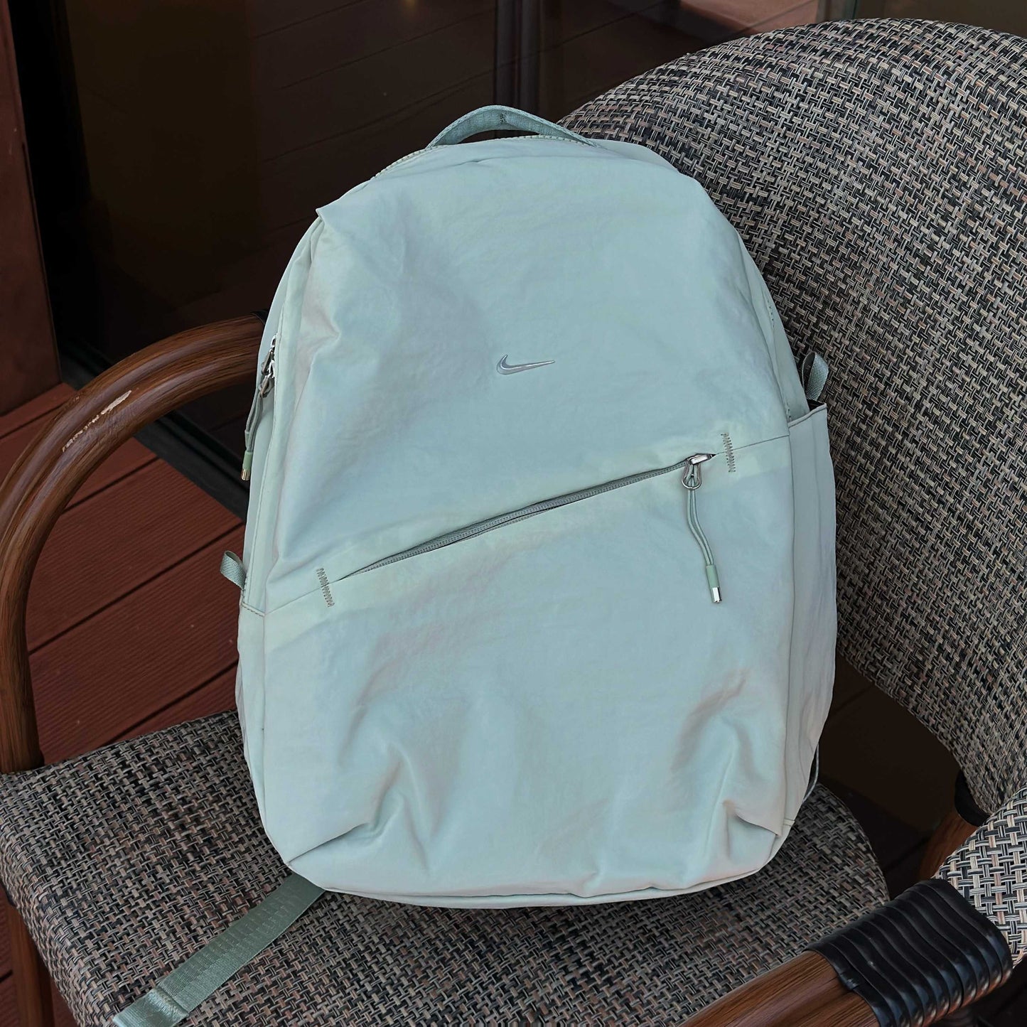 Nike Versatile Backpack & Shoulder Bag