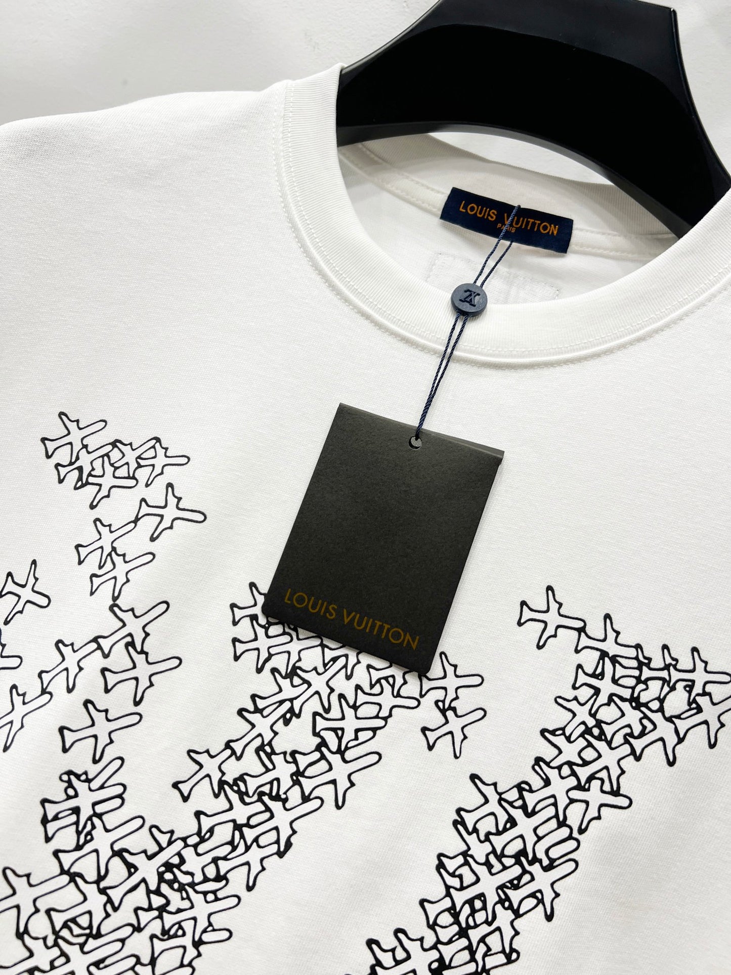 Louis Vuitton Airplane Logo Print T-Shirt – 2025 Summer Collection