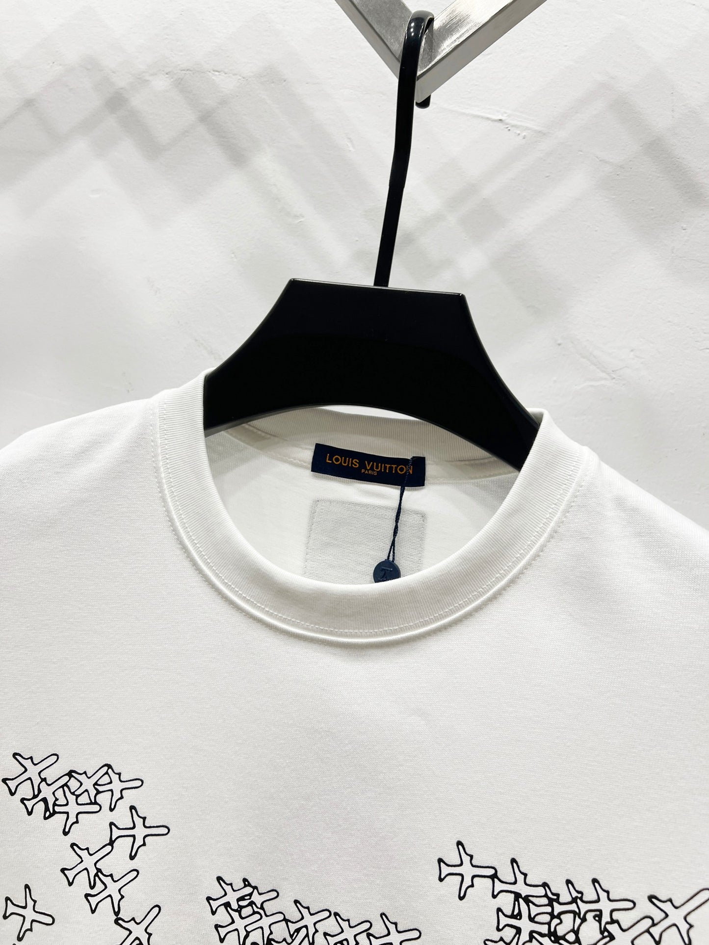 Louis Vuitton Airplane Logo Print T-Shirt – 2025 Summer Collection