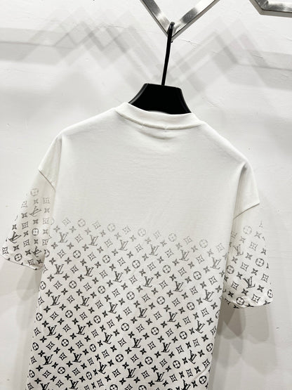 Louis Vuitton Gradient Monogram T-Shirt – 2025 Summer Collection