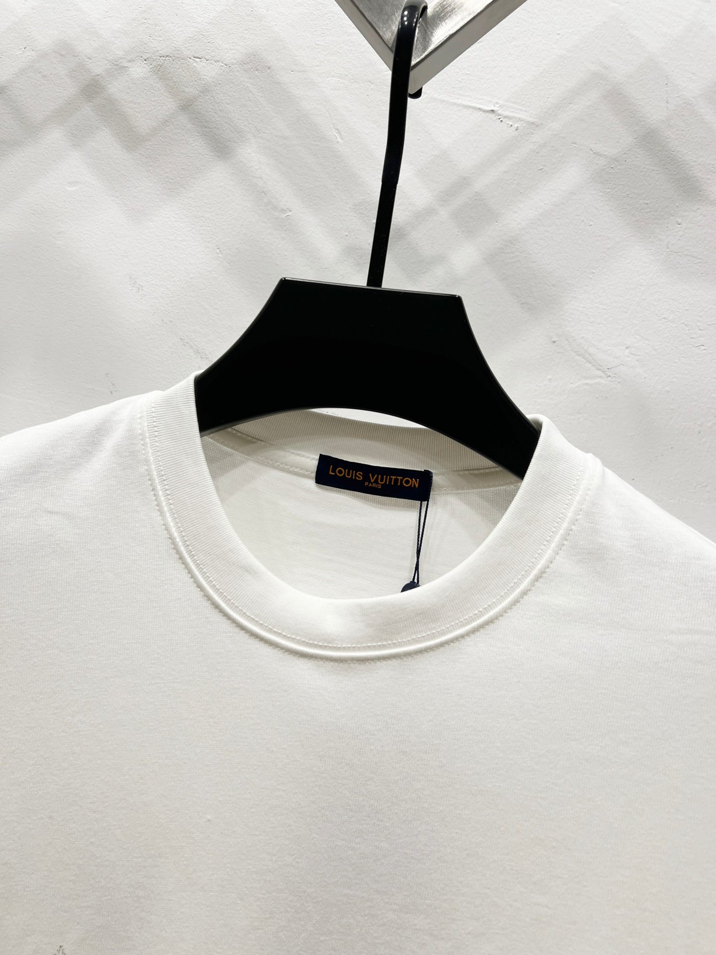 Louis Vuitton Gradient Monogram T-Shirt – 2025 Summer Collection