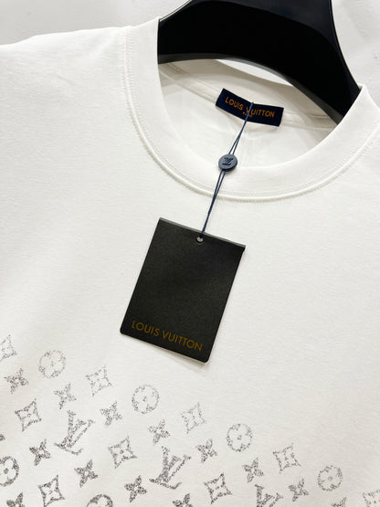 Louis Vuitton Gradient Monogram T-Shirt – 2025 Summer Collection