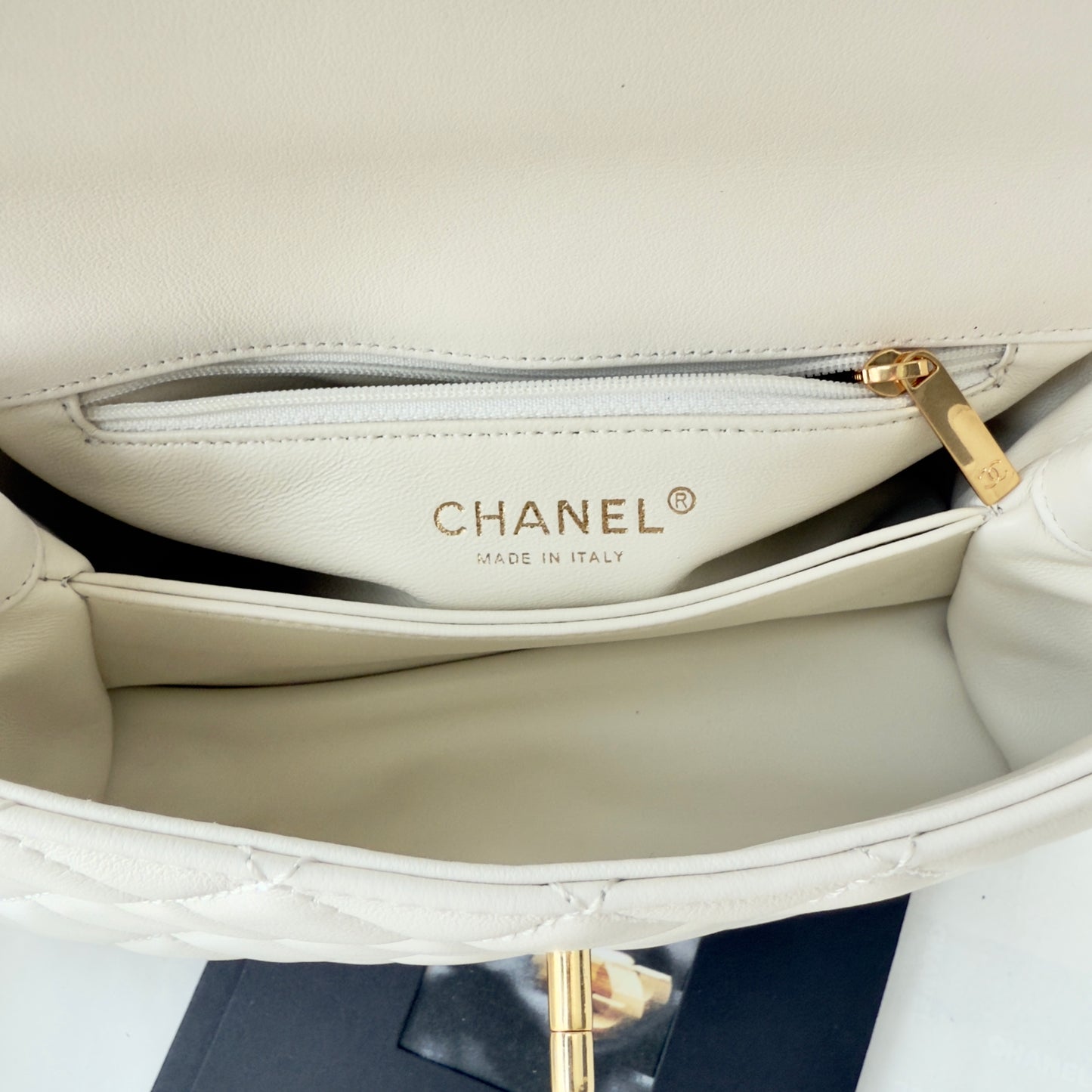 Chanel Handbag – 23CM