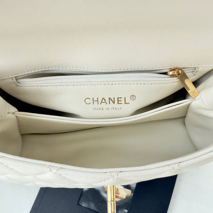 Chanel Handbag – 23CM