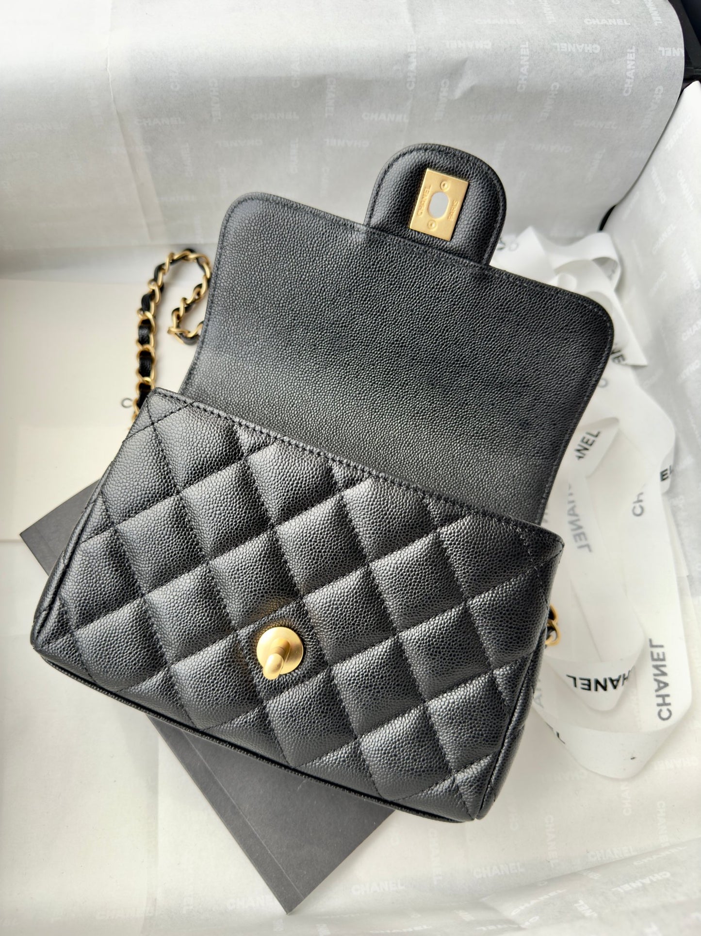 Chanel Mini Handbag – 17CM