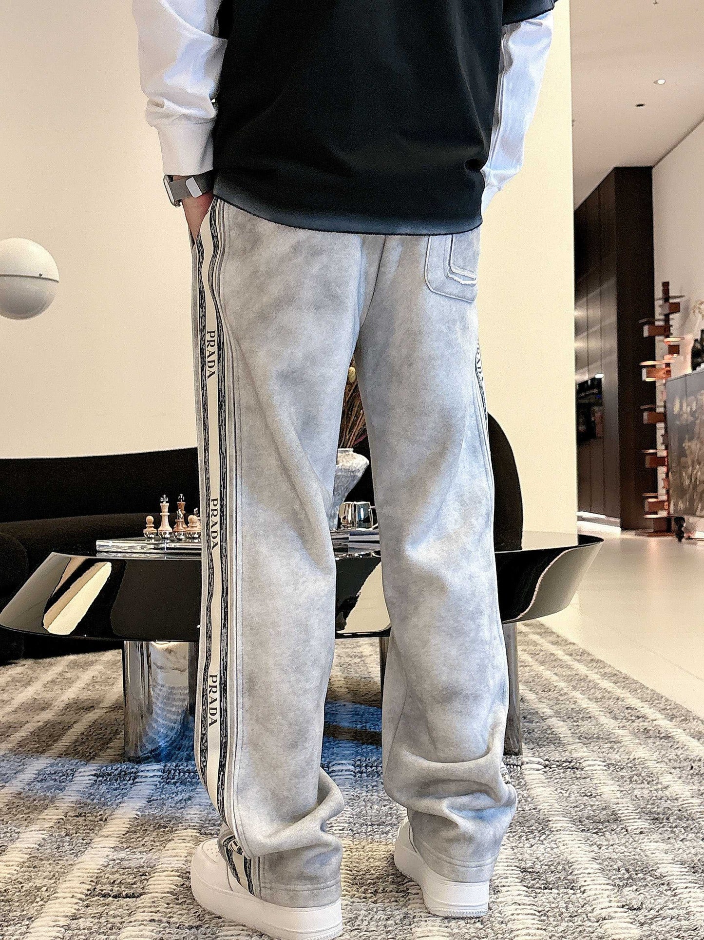 Prada Classic Logo Casual Pants – 2025FW