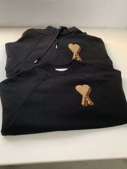 AMI Paris Heart Logo Embroidered Sweatshirt – 25SS