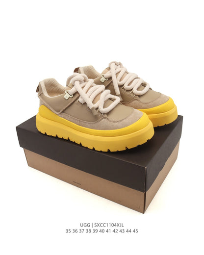 UGG Retro Low-Top Ankle Boots