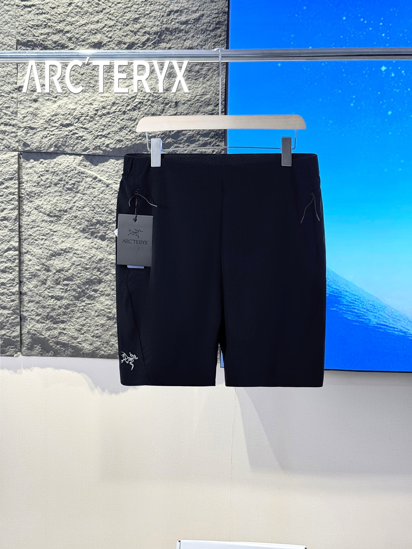 Arc'teryx Spliced Embroidered Tech Shorts – Spring/Summer Collection
