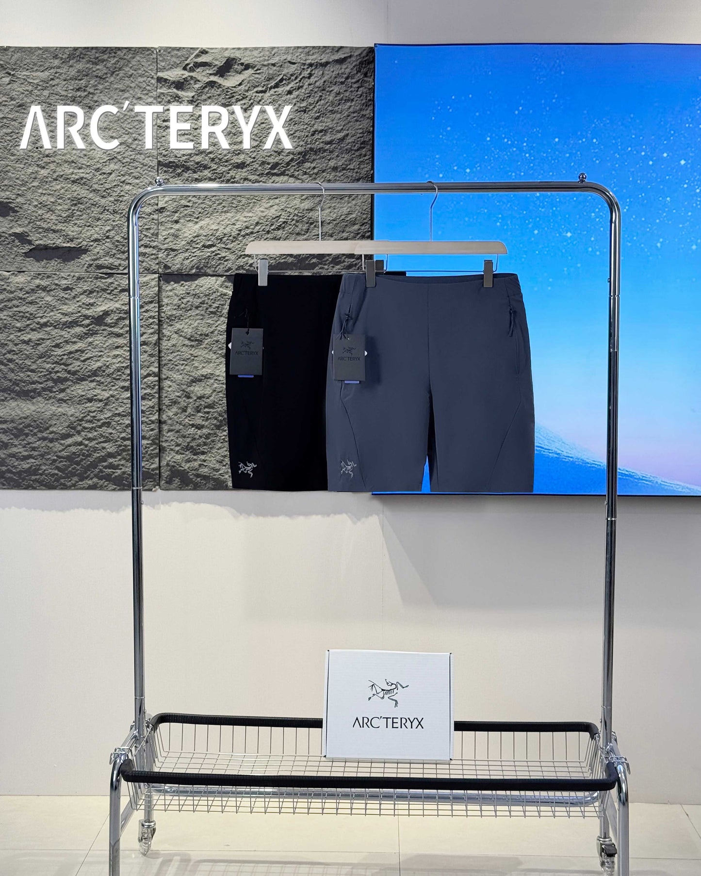 Arc'teryx Spliced Embroidered Tech Shorts – Spring/Summer Collection