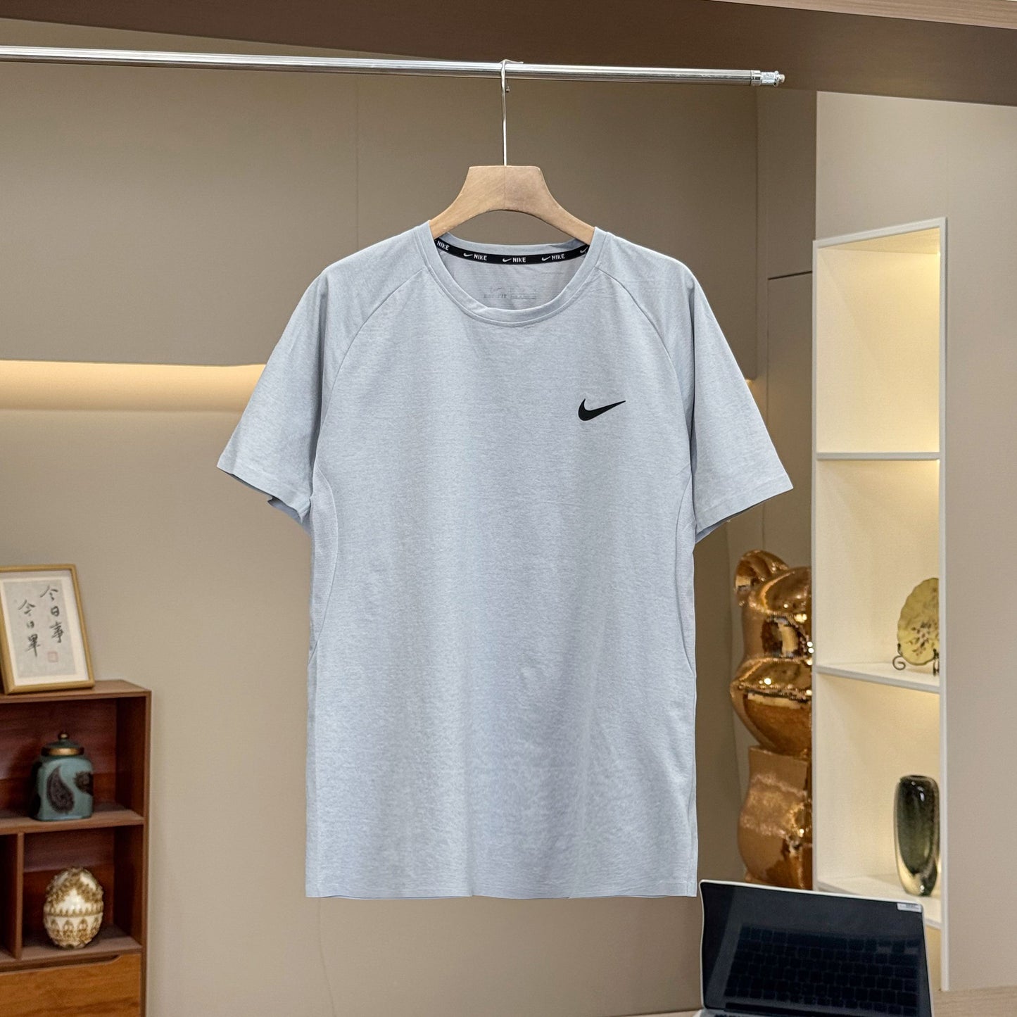 Nike Summer Mesh Quick-Dry T-Shirt