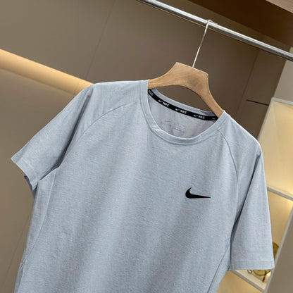 Nike Summer Mesh Quick-Dry T-Shirt