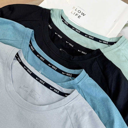 Nike Summer Mesh Quick-Dry T-Shirt