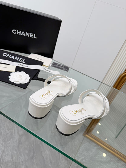 Chanel Chunky Heel Pumps – Spring/Summer Collection – 2026