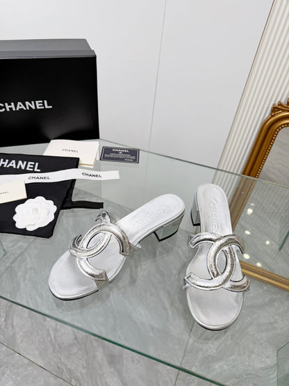 Chanel Chunky Heel Pumps – Spring/Summer Collection – 2026