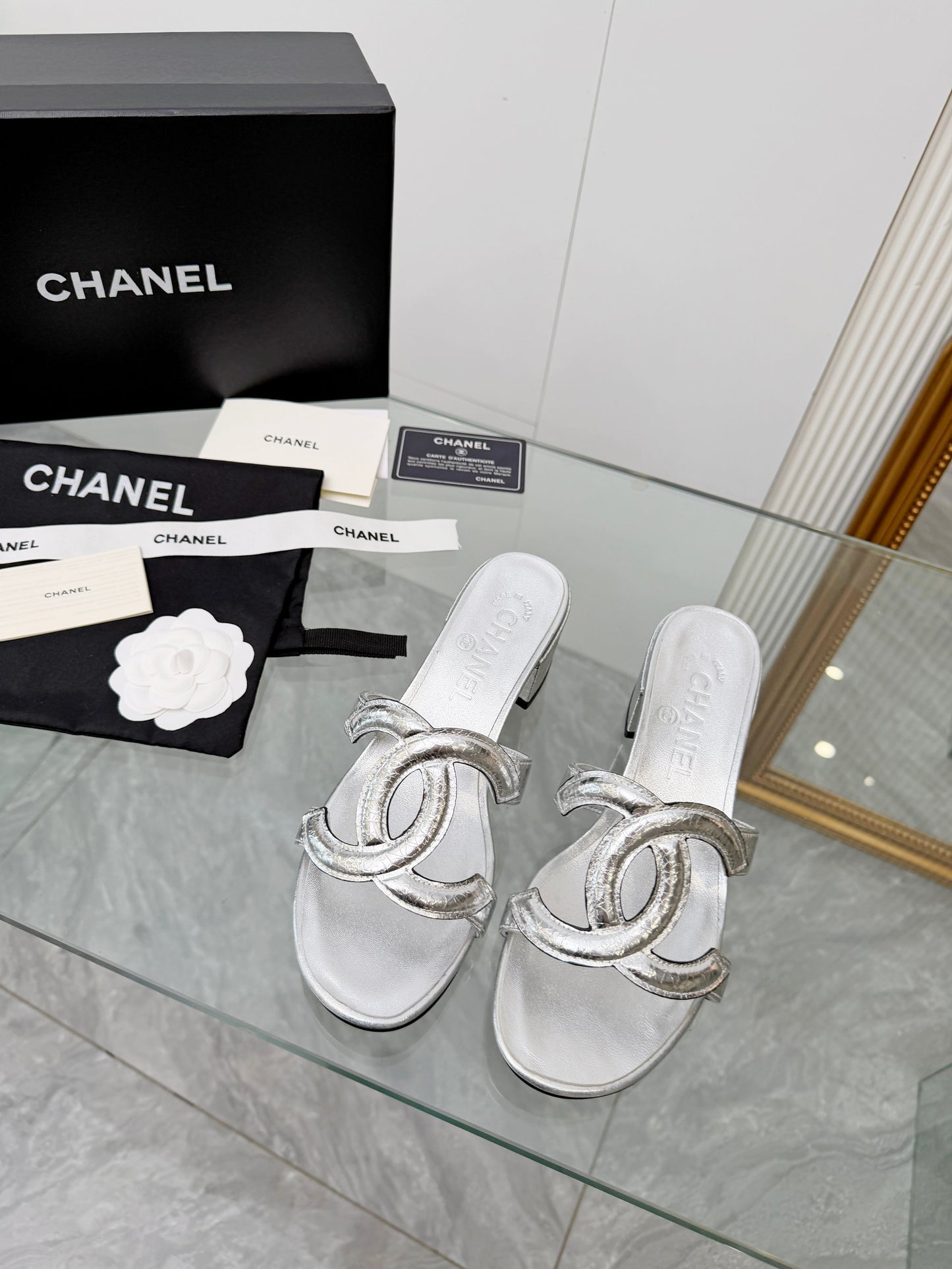 Chanel Chunky Heel Pumps – Spring/Summer Collection – 2026