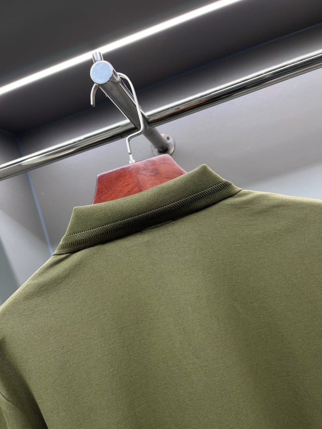 Burberry Knight Embroidered Piqué Cotton Polo Shirt – 2025 Spring/Summer Collection