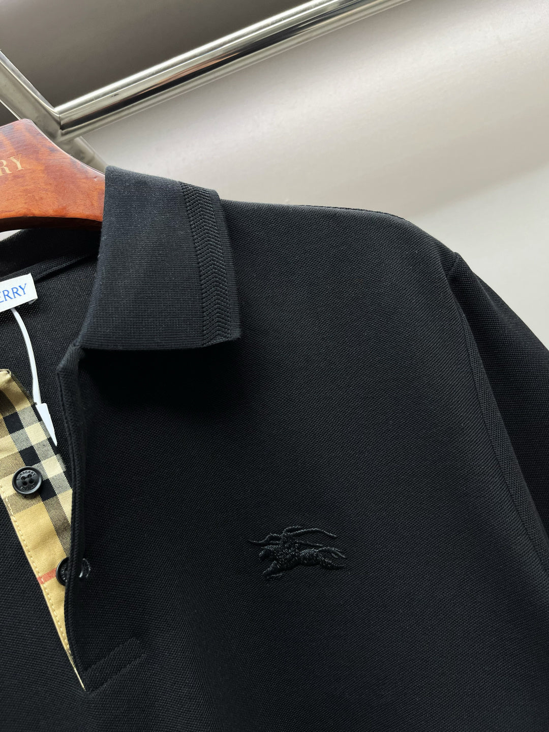 Burberry Knight Embroidered Piqué Cotton Polo Shirt – 2025 Spring/Summer Collection