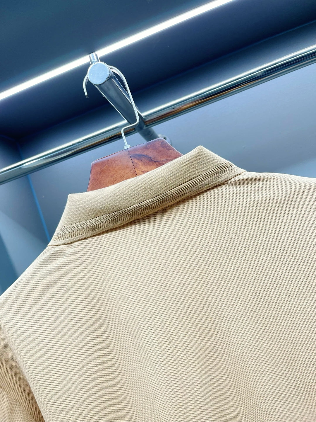 Burberry Knight Embroidered Piqué Cotton Polo Shirt – 2025 Spring/Summer Collection