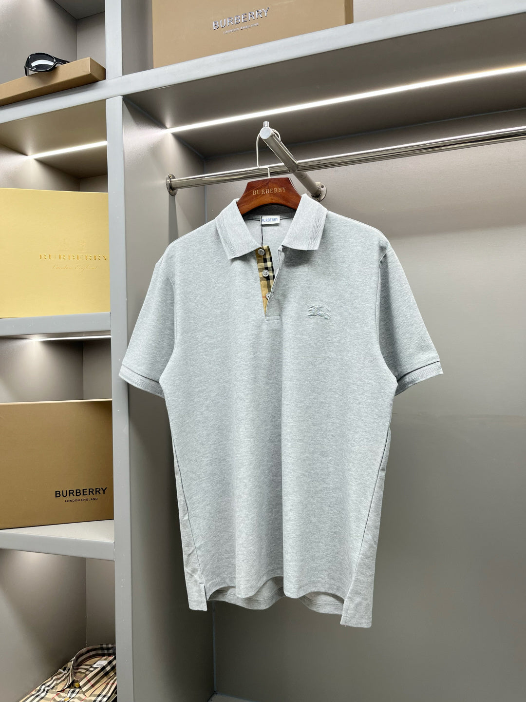 Burberry Knight Embroidered Piqué Cotton Polo Shirt – 2025 Spring/Summer Collection