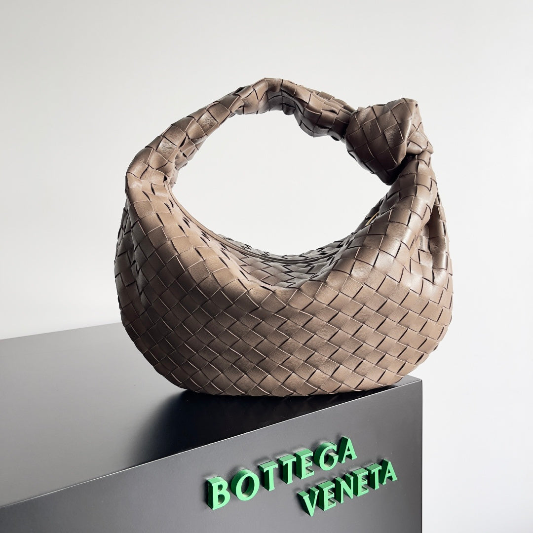 Bottega Veneta Medium Jodie Hobo Bag