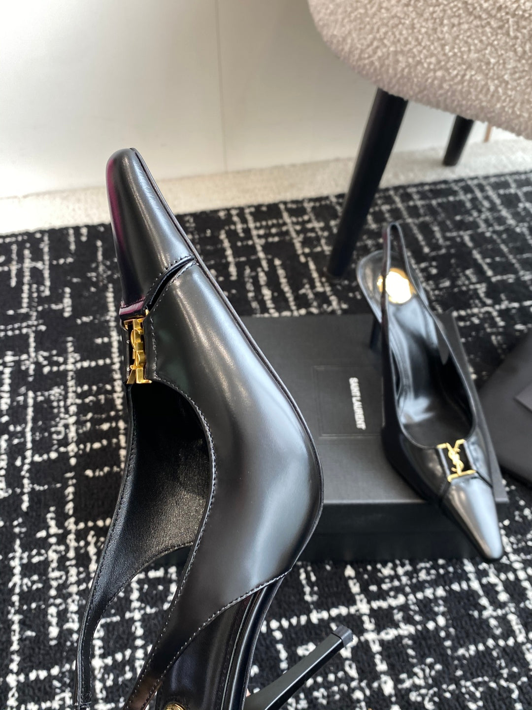 Saint Laurent Square-Toe YSL Buckle Pumps – 25SS