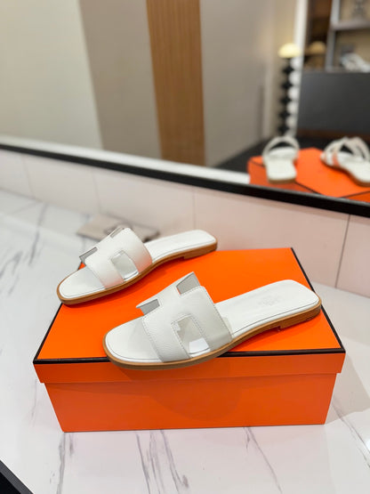 Hermès Classic Epsom Leather Loafers