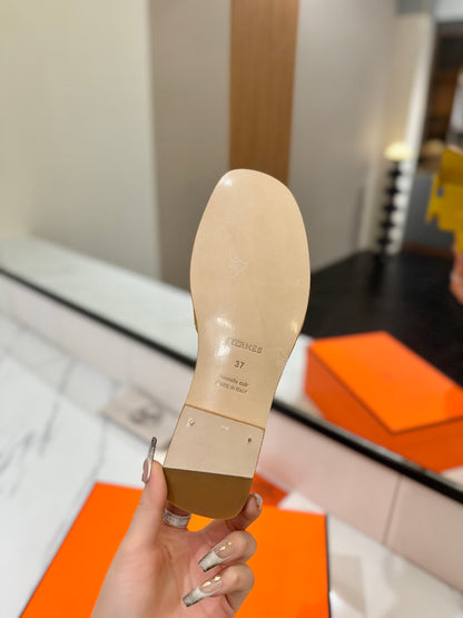 Hermès Classic H Palm Grain Leather Sandals