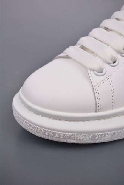 Alexander McQueen Classic Platform Sneakers – 2025 Edition