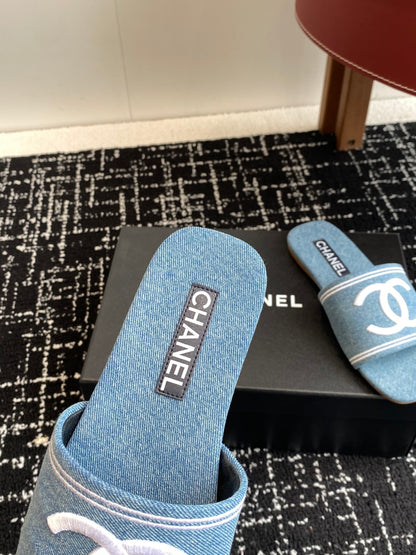 Chanel Denim Slip-On Mules – Spring/Summer Resort Collection – 25SS