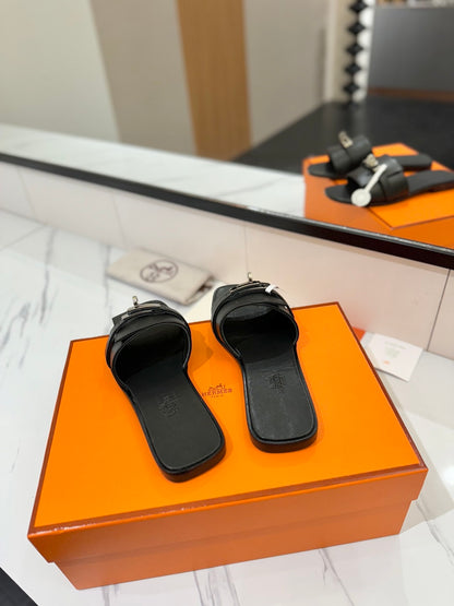 Hermès Classic Timeless Leather Sandals
