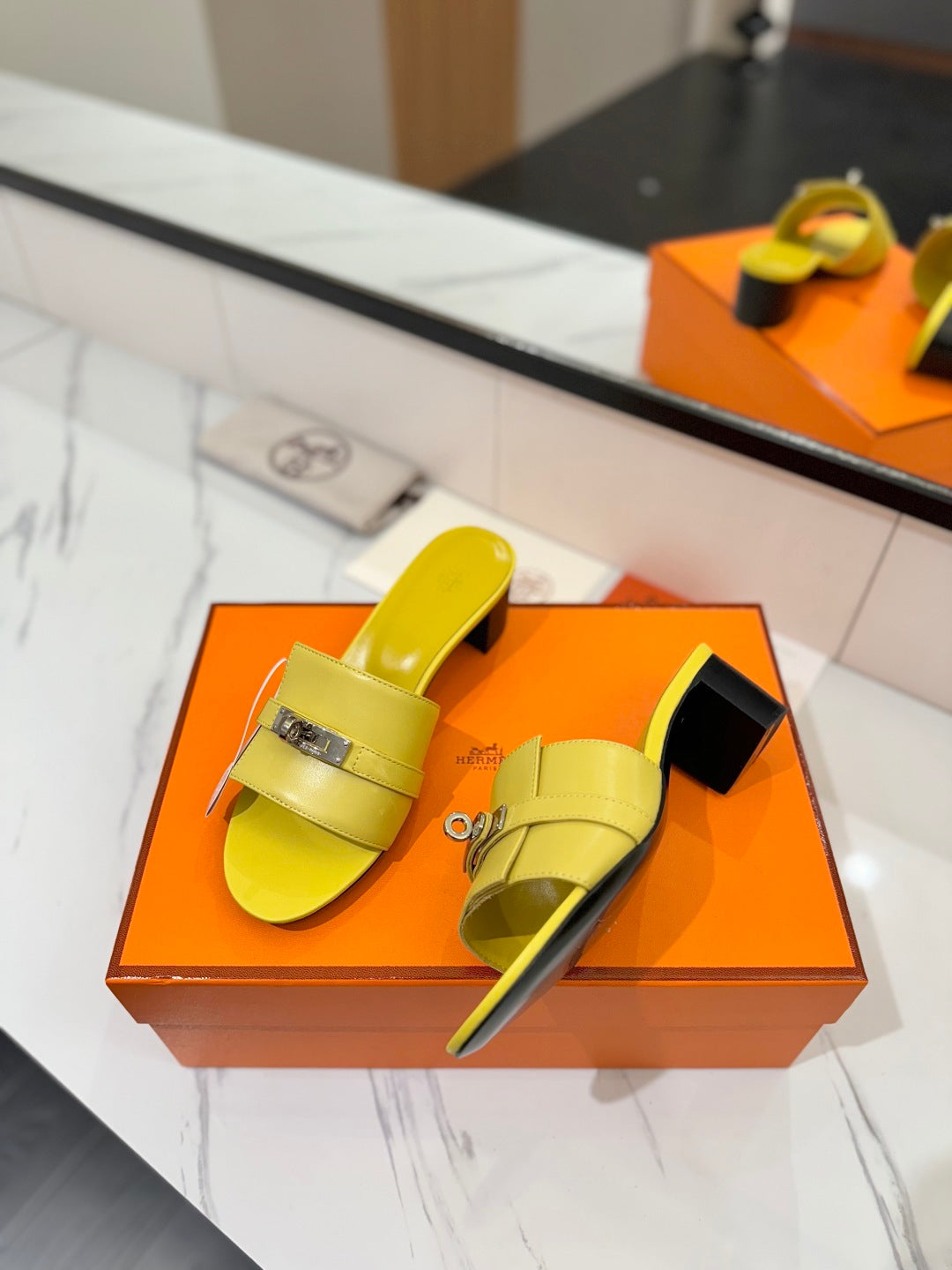 Hermès Classic Smooth Cowhide Heeled Sandals