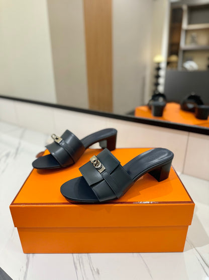 Hermès Classic Smooth Cowhide Heeled Sandals