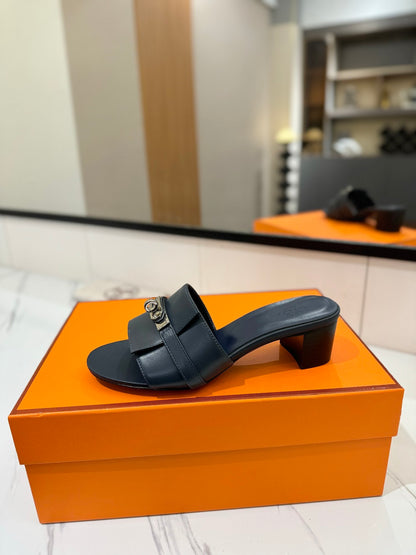 Hermès Classic Smooth Cowhide Heeled Sandals