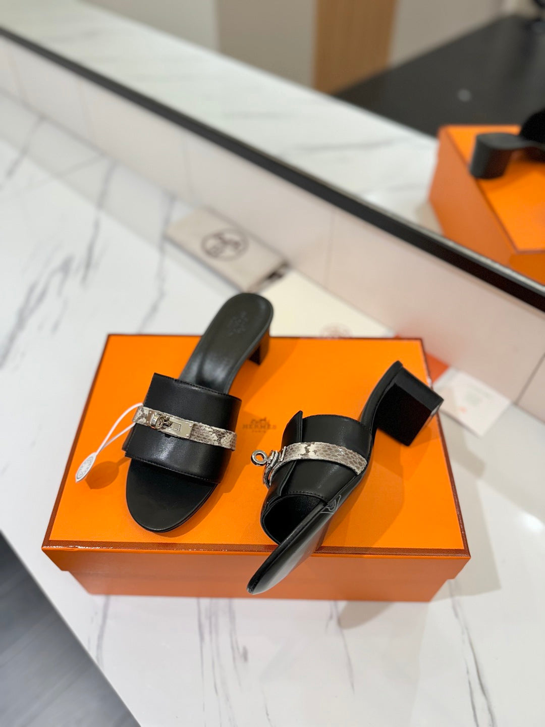 Hermès Classic Smooth Cowhide Heeled Sandals